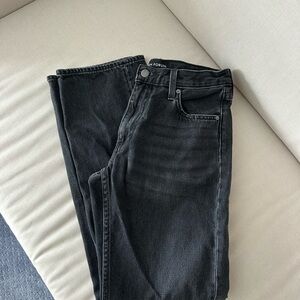 Denim Forum Slim LO Straight Black Jeans